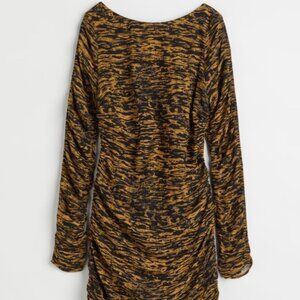 NWT H&M Beige/Black patterned long sleeve dress
